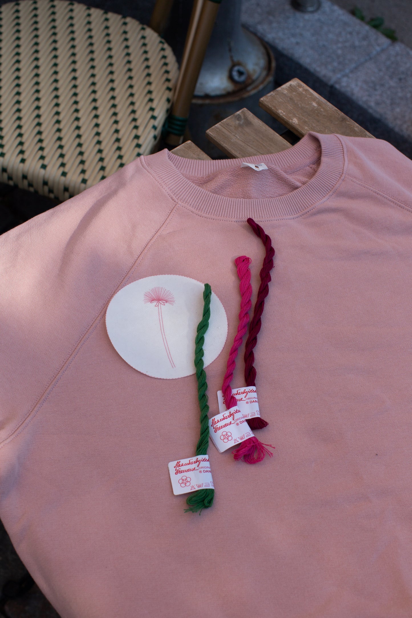 Broderikit: Kornblomst - Magenta