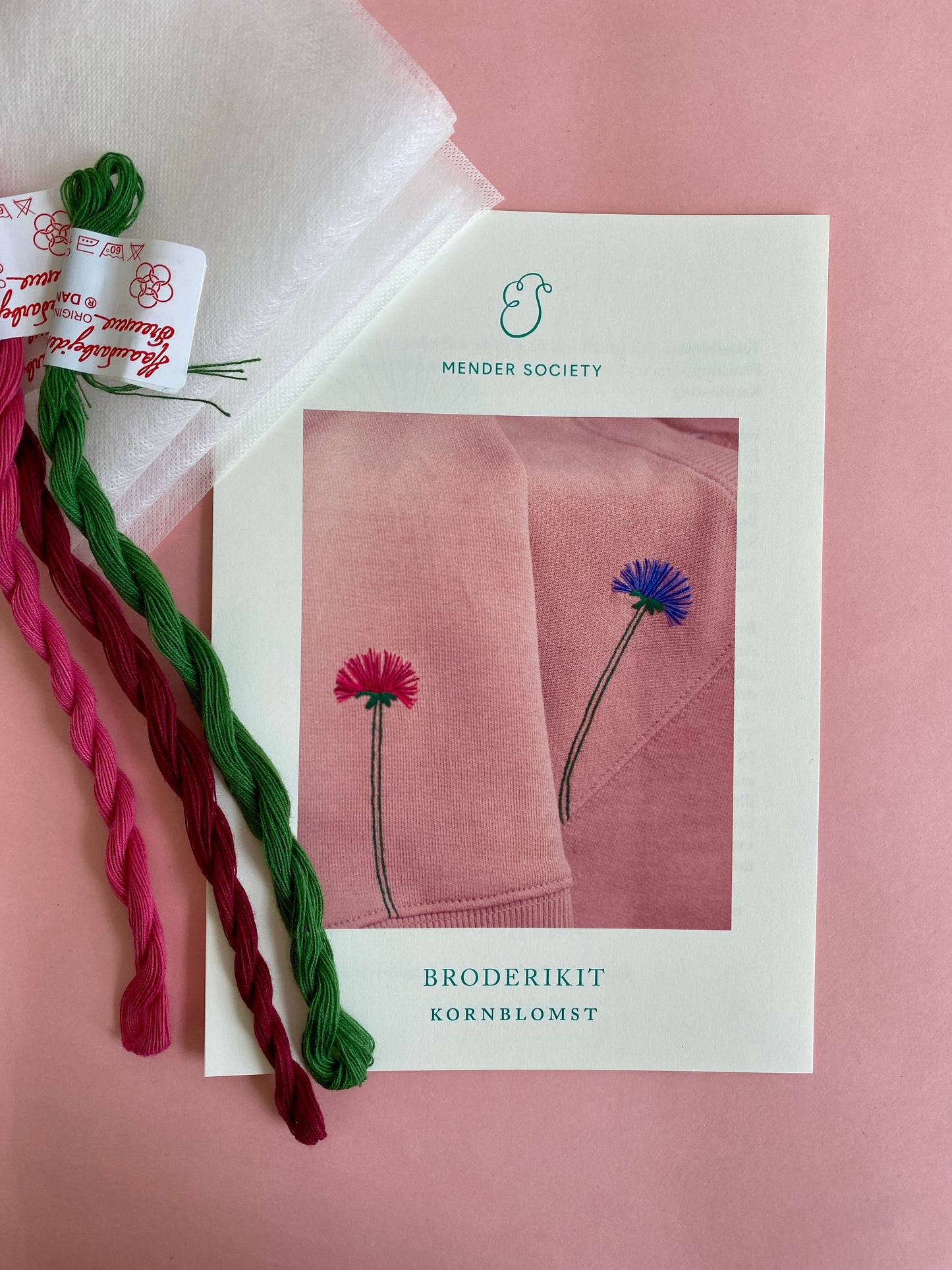 Broderikit: Kornblomst - Magenta